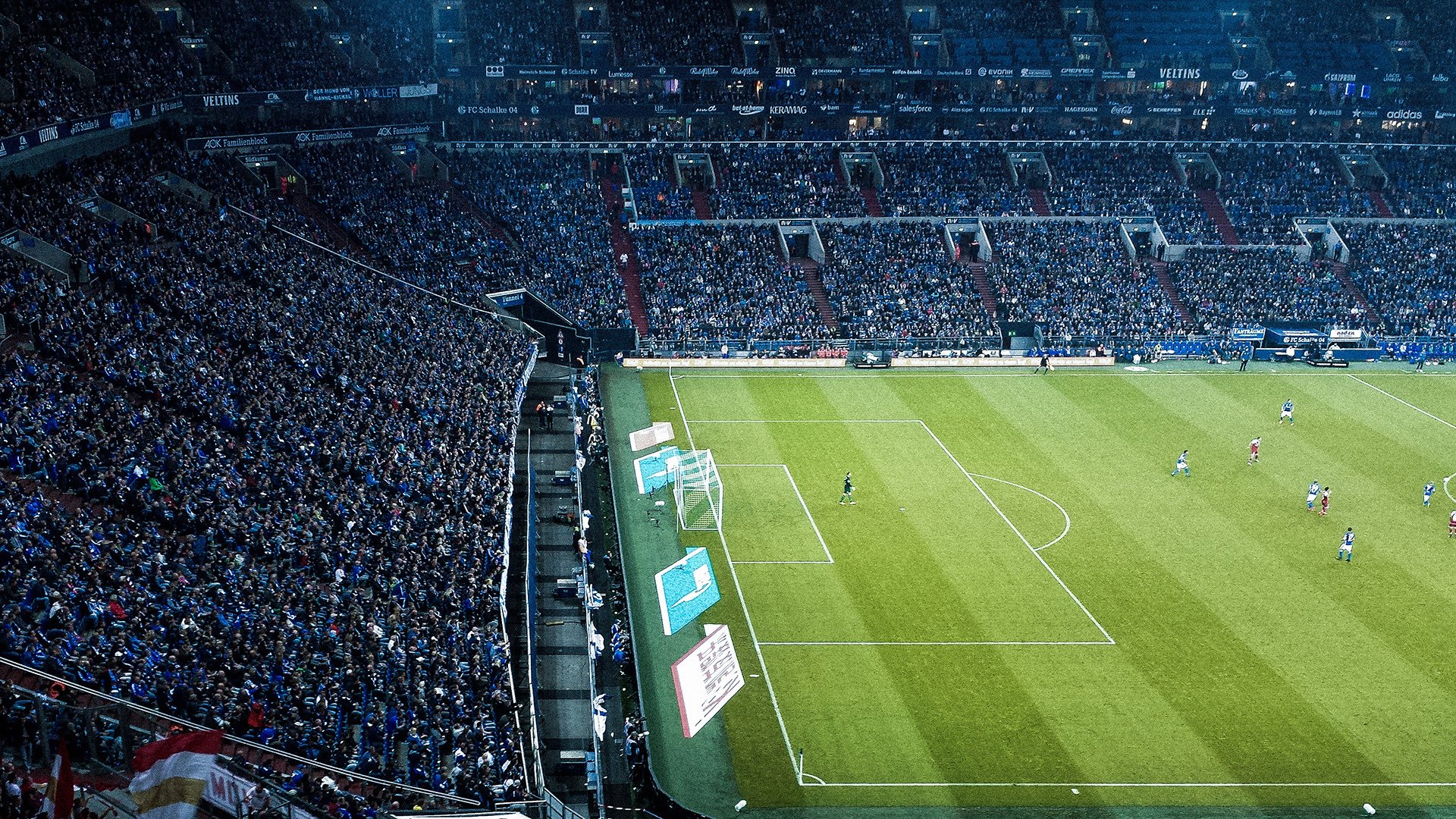 加的斯门将多次神扑力保球门不失,加的斯升上西甲